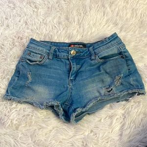 comfy/ stretchy shorts